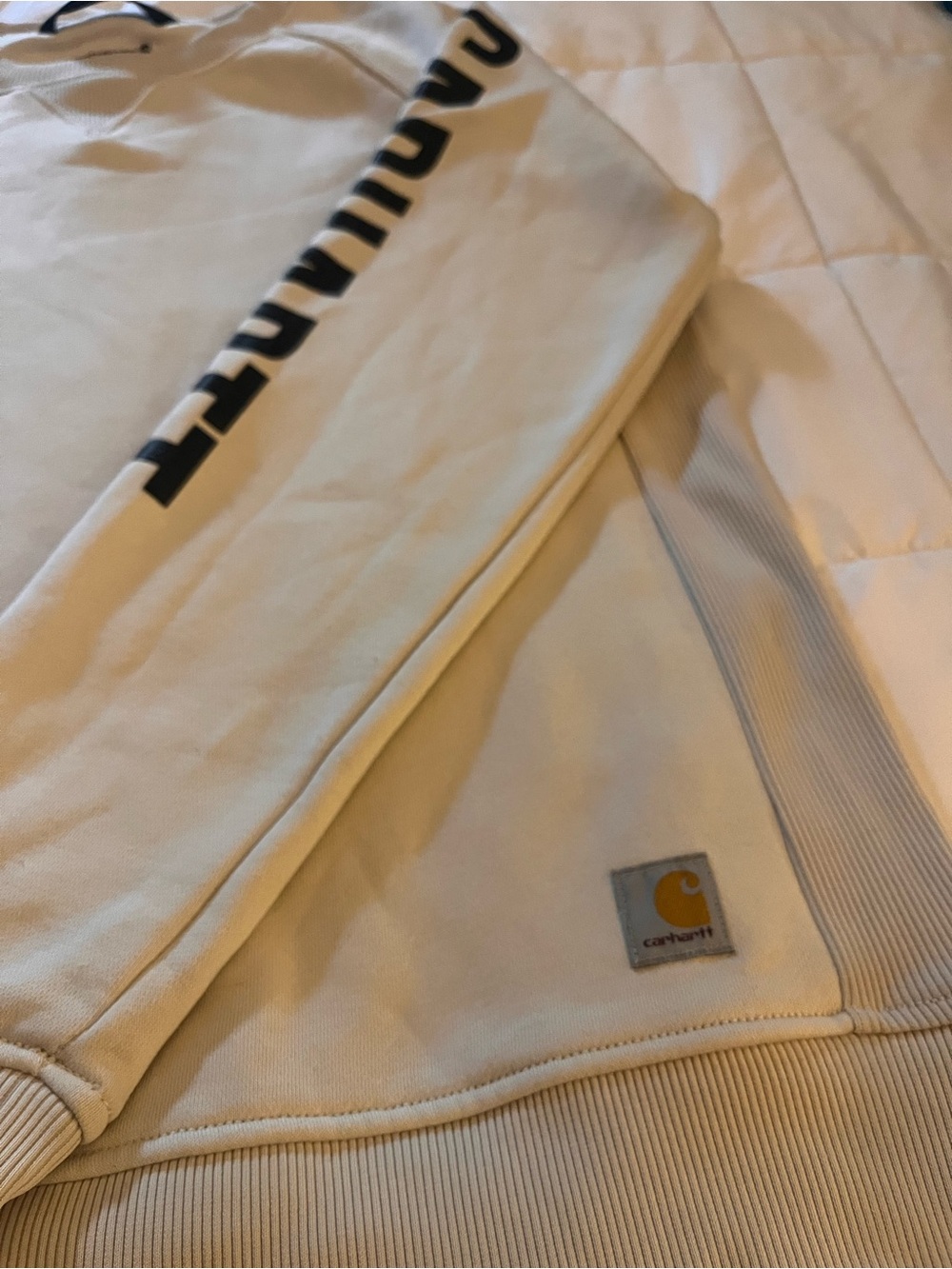 Carhartt Women’s Cream Logo Crew neck Sweatshirt